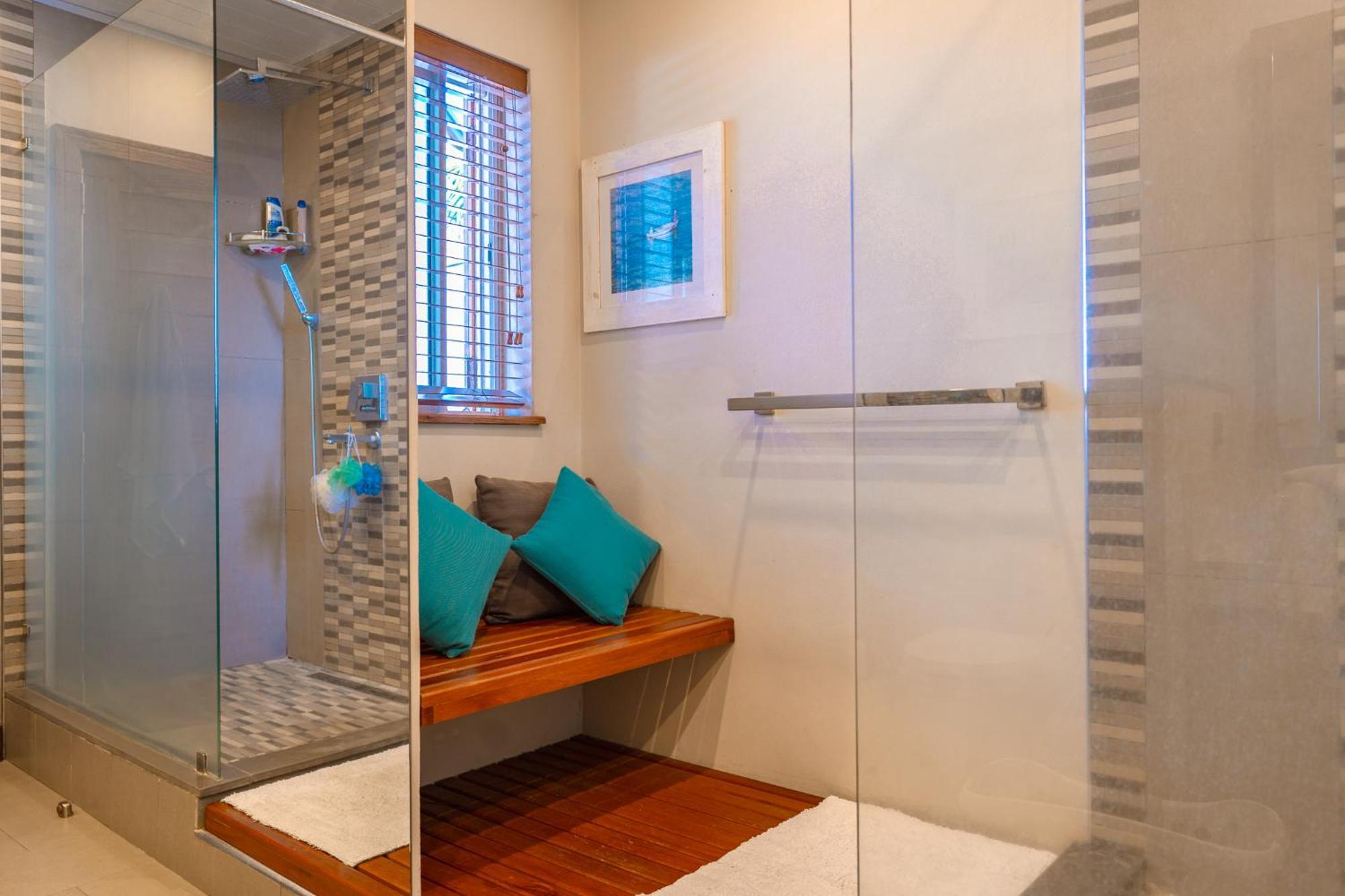 Beachfront Luxurious Stunning Sunset Boulevard Apartment, Grand-Baie Dış mekan fotoğraf